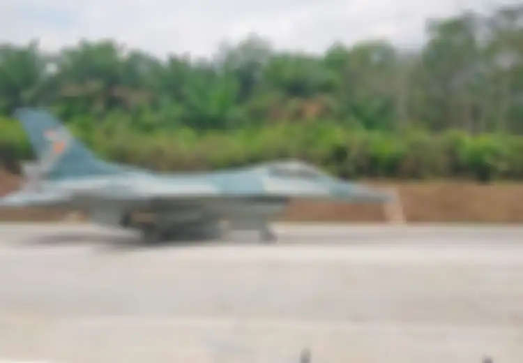 Tol Paspro Dipakai Uji Coba Landasan Pesawat Tempur F-16, GT Probolinggo Barat Sampai Timur Ditutup Sementara