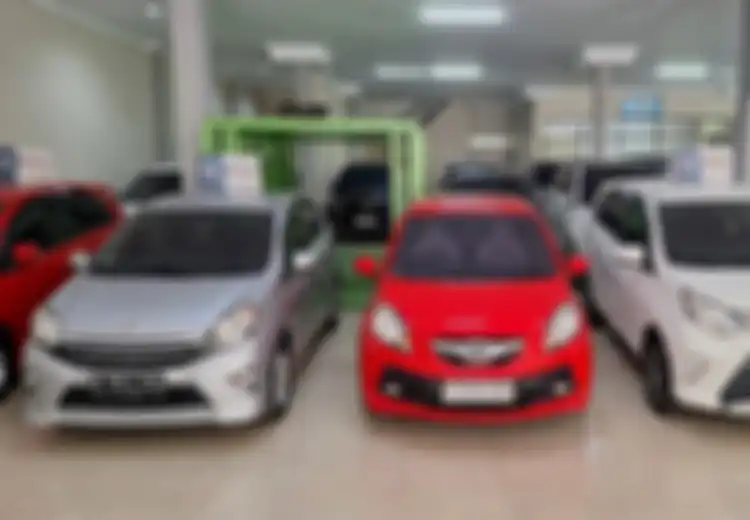 Tiga Pilihan Mobil Bekas di Bawah Rp 100 Juta Buat Keluarga Muda