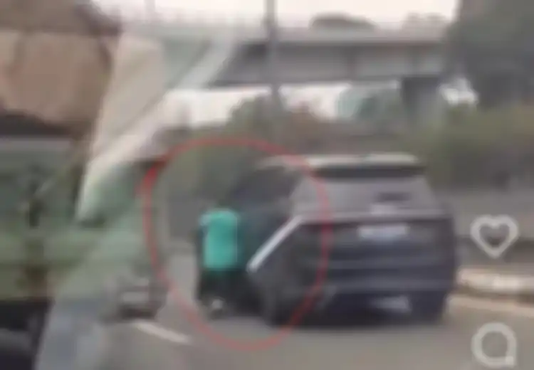 Kronologi Sopir Taksi Green SM Terseret Mobil BYD di Tomang, Awalnya Senggolan