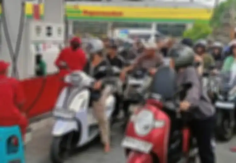 Bahlil Sambangi Depo Pertamina Bali, Pertanda Krisis BBM Sudah Berakhir?