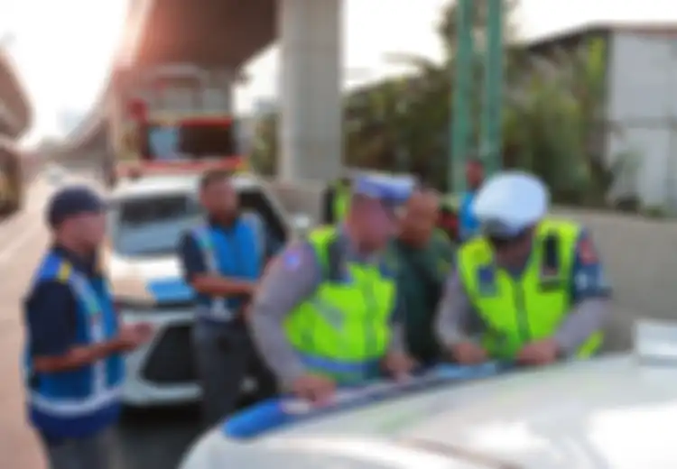 Truk Berhenti Sembarangan di Tol Japek Jadi Sasaran Penertiban, Ini Lokasinya