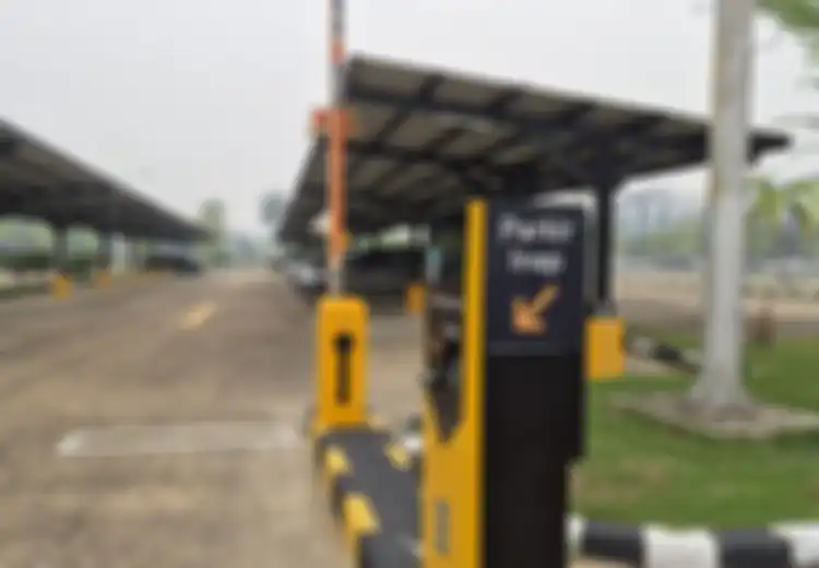 Siapkan Uang Lebih, Tarif Parkir Mobil di Bandara Ini Dimahalkan Jadi Segini