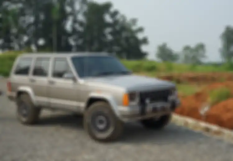 Mau Beli Jeep Cherokee XJ Bekas? Begini Tips Periksa Kondisi Bodinya