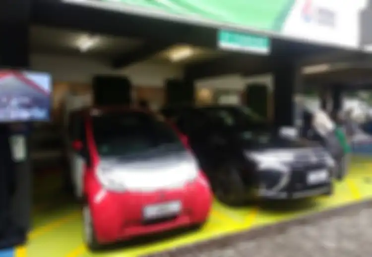 Beli Mobil Bekas Listrik Harus Tahu Dampak Terlalu Sering Ngecas Sampai 100 Persen