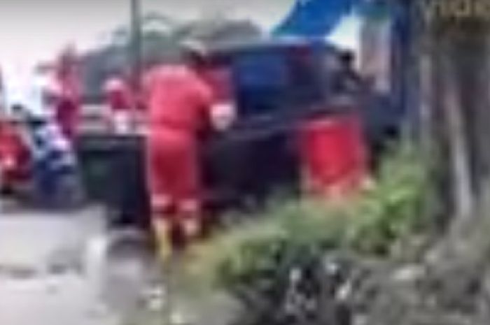 Kebocoran solar di Tasikmalaya sejak Kamis lalu (8/3/2018)