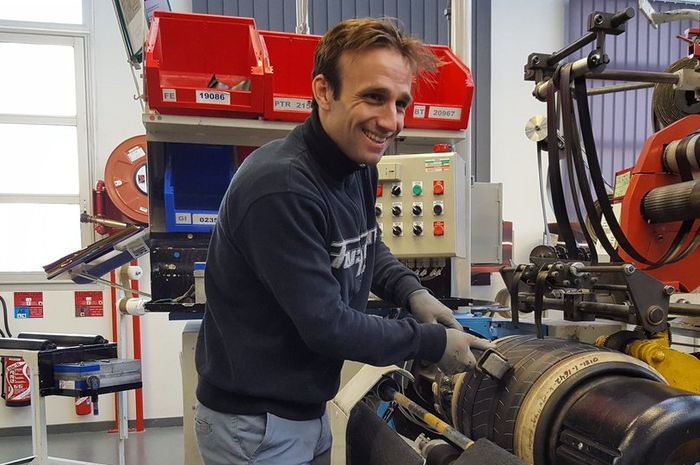 Johann Zarco resmi gabung KTM