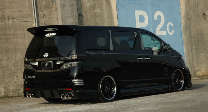 Buritan Toyota Vellfire hasil modifikasi Affection