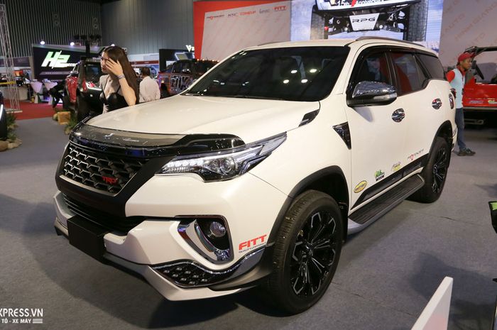 Modifikasi Toyota Fortuner dari Vietnam
