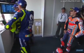 Enggak Liat-liatan Apalagi Salaman, Momen Canggung Marc Marquez dan Valentino Rossi di Podium MotoGP Prancis