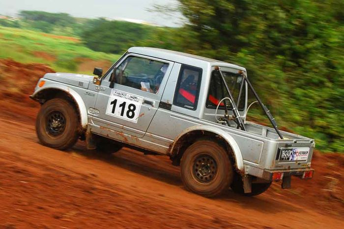 Caribian adalah salah satu hasil pengembangan Jimny LWB