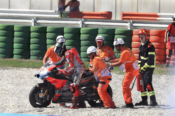 Jorge Lorenzo crash di MotoGP San Marino
