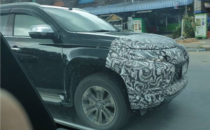 Sosok yang diduga sebagai Pajero Sport facelift