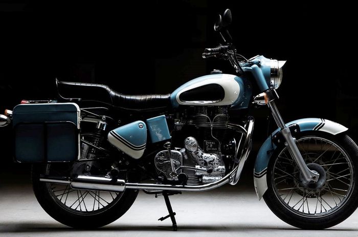 Restorasi Royal Enfield Bullet 350 oleh Eimor Customs