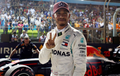 Lewis Hamilton Bersyukur Bisa Perlebar Jarak dengan Sebastian Vettel di F1 Singapura