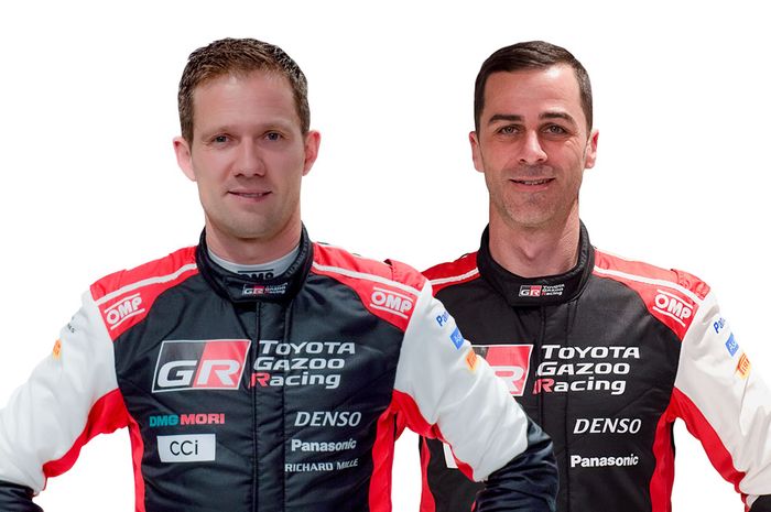 Pereli tim Toyota Gazoo Racing, Sebastien Ogier (kiri) ditemani co-driver baru, Benjamin Veillas pada musim WRC 2022