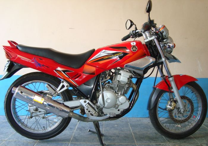 Yamaha Scorpio generasi pertama