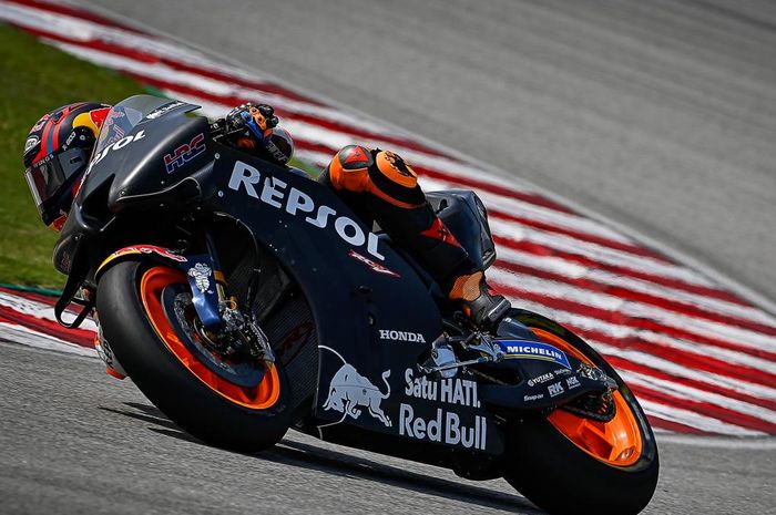 Stefan Bradl sempat absen di hari pertama shakedown test Sepang