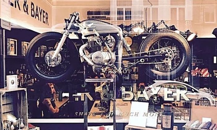 Honda CB400 custom cafe racer dari HIDE Brussels