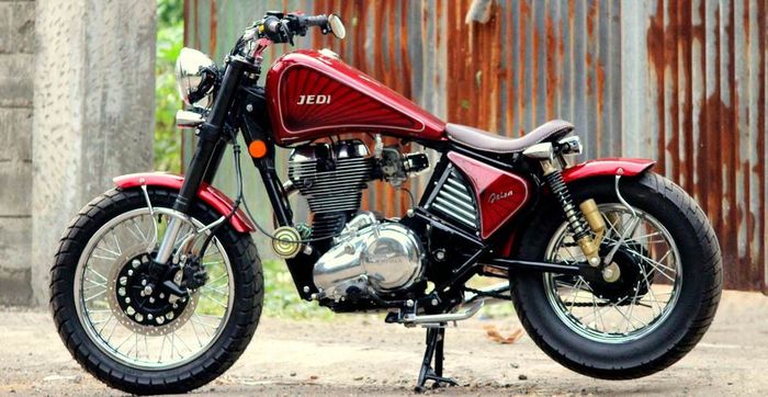 Royal Enfield Thunderbird 350 custom bobber dari Jedi Customs