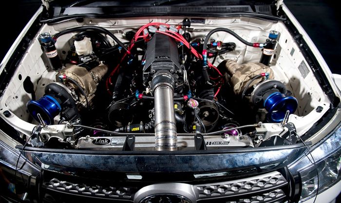 Toyota Fortuner lama sudah engine swap pakai mesin 1UZ-FE 4.000 cc