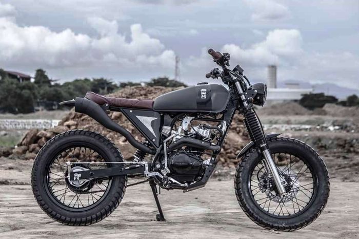 Honda XR150L custom street tracker besutan Tokwa Party Garage