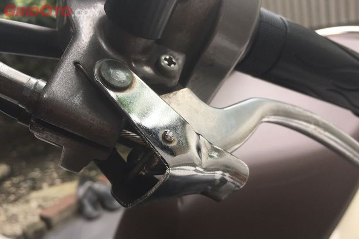 Parking brake lock