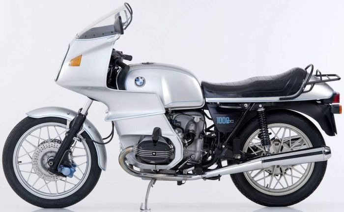 tampilan asli BMW R100 RS, dilansir oleh  www.motorcyclespecs.co.za