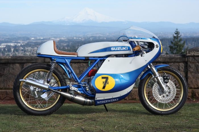 Suzuki T500 Titan 1975 custom vintage road racer dari Weberwerks