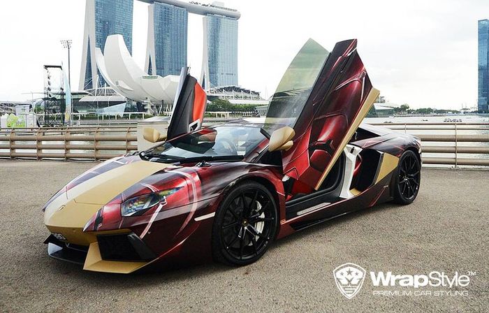 Lamborghini pakai baju Iron Man