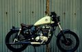 Royal Enfield Classic 350 Bobber Tampil Minimalis Dengan Drop Tank