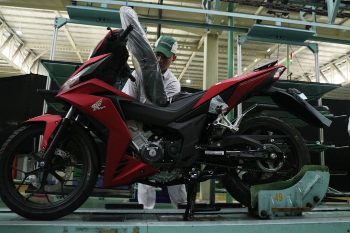 AHM rilis warna baru untuk Supra GTR 150