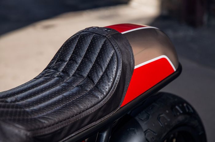 Ducati 900 SuperSport kustom caf&eacute; racer dari Birdie Customs, dilansir oleh Bikeexif.com