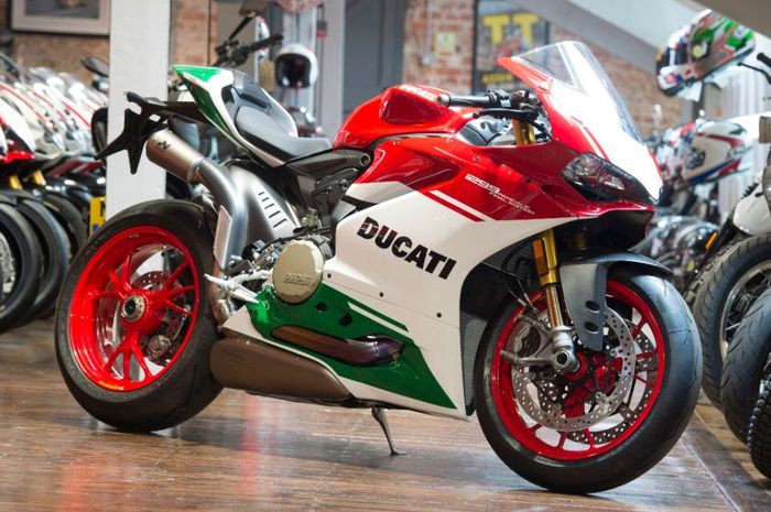 Ilustrasi, Ducati 1299 Panigale Final Edition