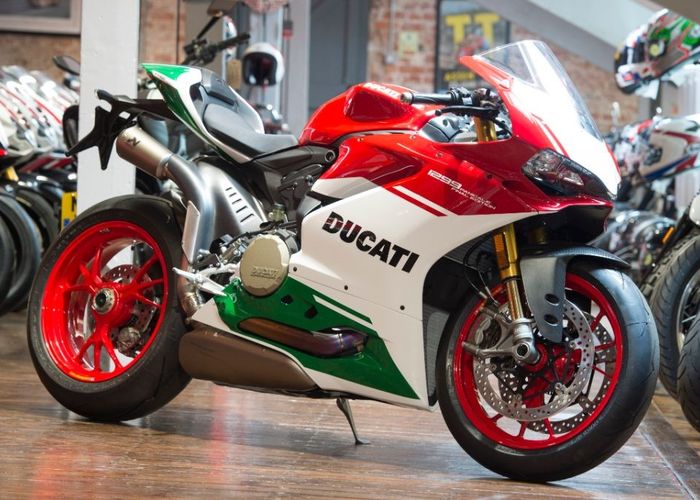 Ducati panigale 300cc deals