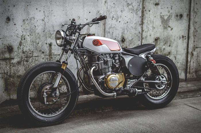 Honda CB400 retro tracker dari T.Jasin Motorcycles