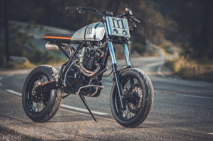 Honda XR600 kustom supermoto dari Duke Motorcycles, dilansir oleh www.BikeBound.com