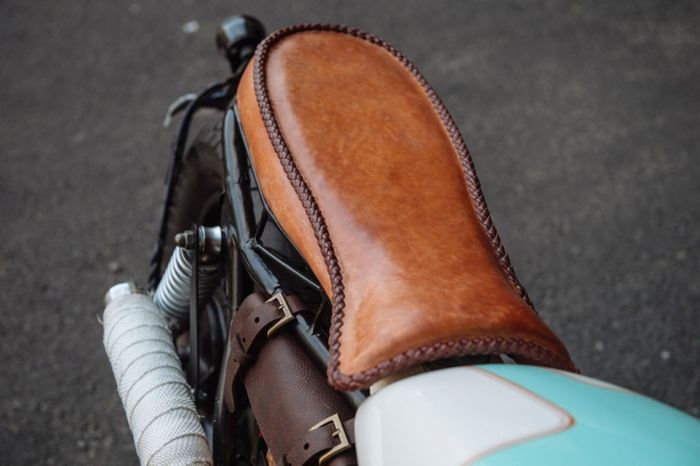 Yamaha SR250 custom brat style dari Greasers Garage, dilansir oleh Bikebound.com