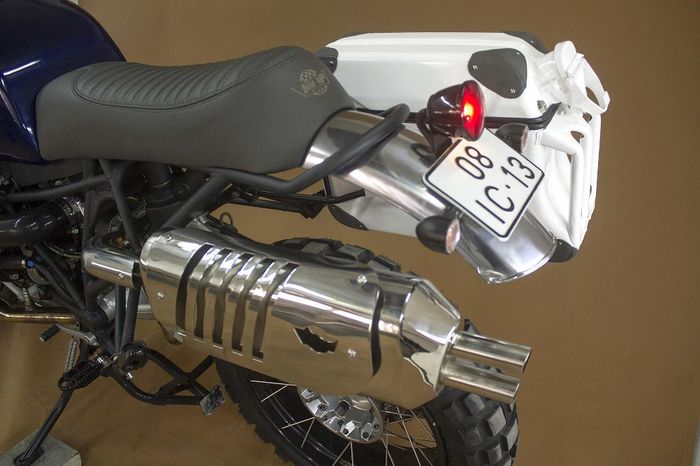 BMW R 1200 GS custom rally look hasil garapan Ton-Up Garage