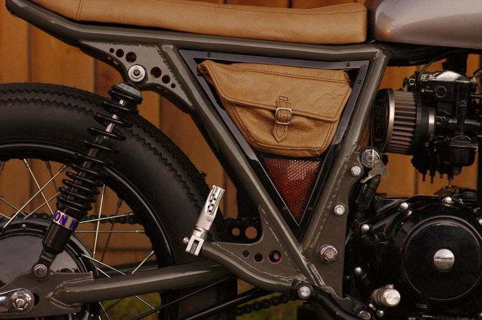 Bagian rangka belakang yang kena banyak rekayasa ulang