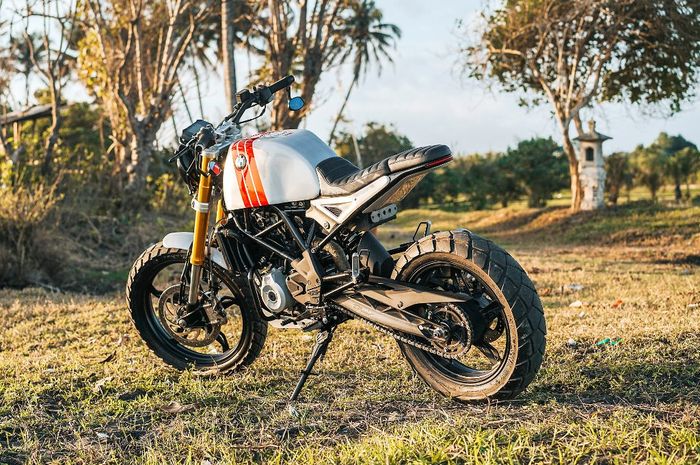 Ini nih salah satu contoh retro dan futuristis jadi satu