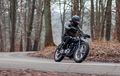 Yamaha SR500 Brat Style Usung Gaya Simpel Untuk Motor Harian