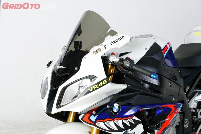 BMW S1000RR modifikasi dari One3 Motoshop