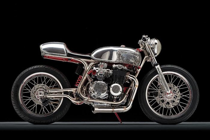Honda CB550 caf&eacute; racer hasil kolaborasi Bryan Fuller, Totem, dan Tay Hererra. Dilansir oleh www.cycl