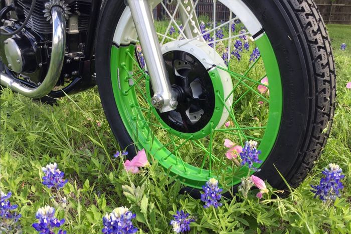 Honda CB175 kustom cafe racer dari Zeke&rsquo;s Zoomermoto, dilansir oleh www.returnofthecaferacers.com