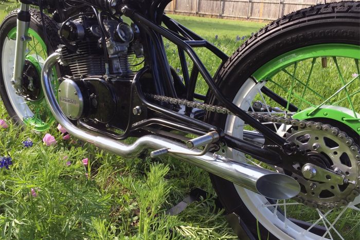 Honda CB175 kustom cafe racer dari Zeke&rsquo;s Zoomermoto, dilansir oleh www.returnofthecaferacers.com