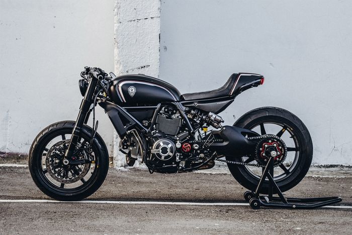 Ducati Scrambler &ldquo;Icon&rdquo; kustom cafe racer dari Rough Crafts, dilansir oleh Bikeexif.com