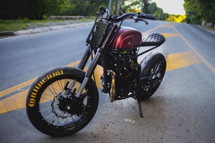 Honda XR250 custom dari Lucky Customs, dilansir oleh Pipeburn.com