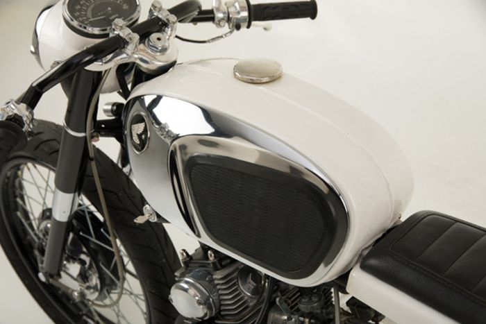 Honda CB160 custom cafe racer milik Jeanie Salling (JMS Customs), dilansir oleh Bikebound.com