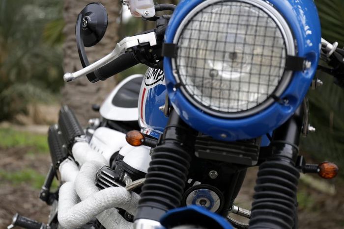 Triumph Thruxton &ldquo;Hawkers One&rdquo; custom cafe racer besutan Tamarit Motorcycles