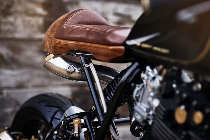 Yamaha XT600 &ldquo;Dirt Racer&rdquo; custom cafe racer dari Pipeburn.com